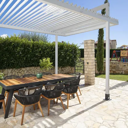Dom wakacyjny Paradis 13 By Interhome *