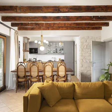 Hébergement de vacances Paradis 13 By Interhome *