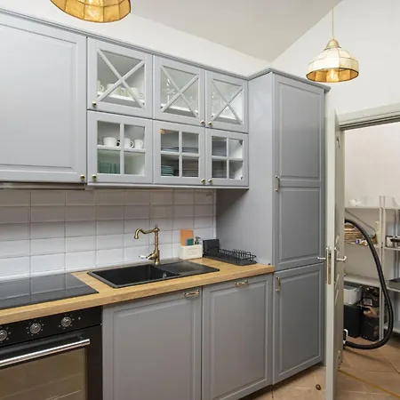 Casa vacanze Paradis 13 By Interhome